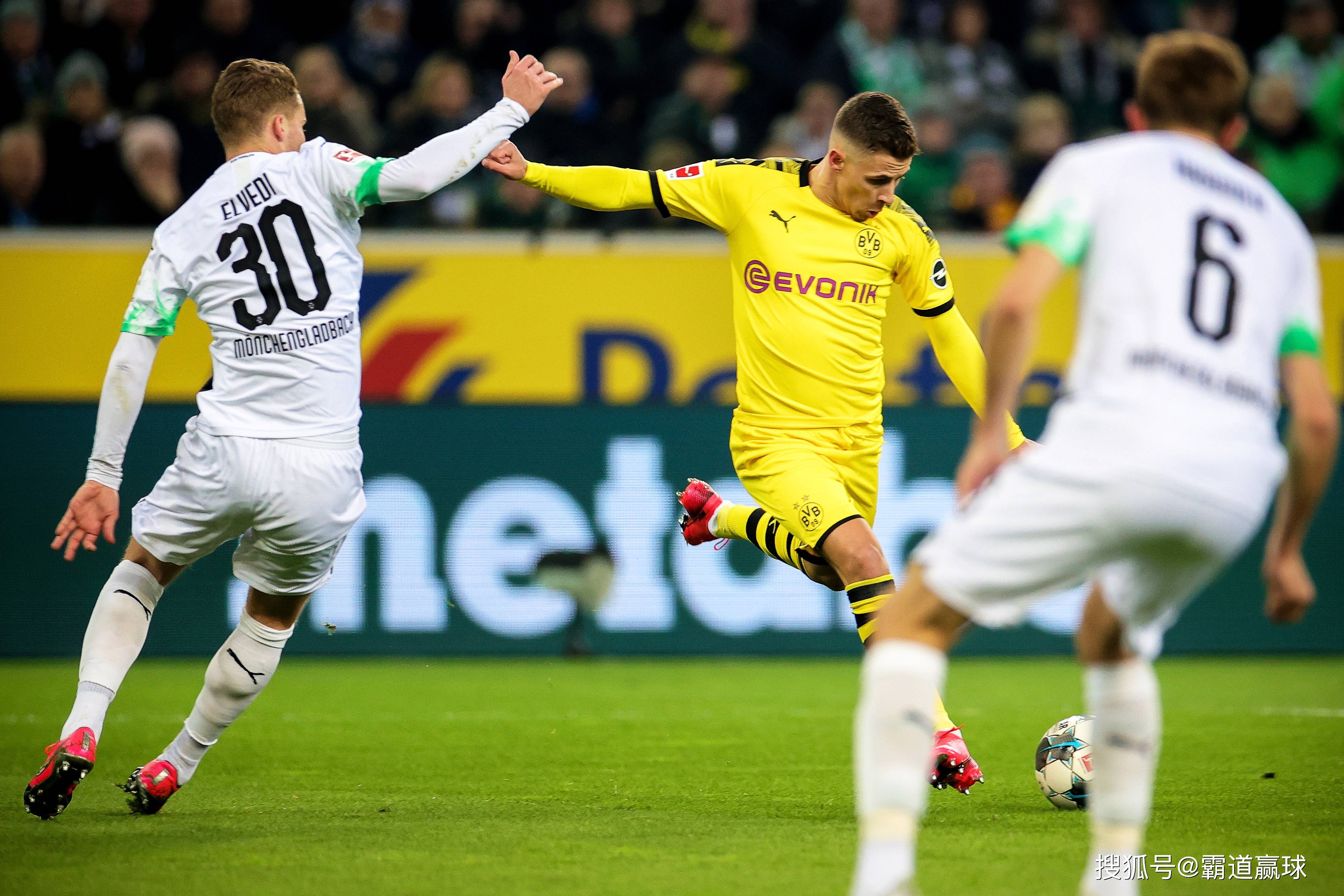 爱游戏体育-欧冠转会期走向成谜，多特蒙德再遭质疑，媒体盛赞，临场指挥获称赞(欧冠热刺对多特前瞻)