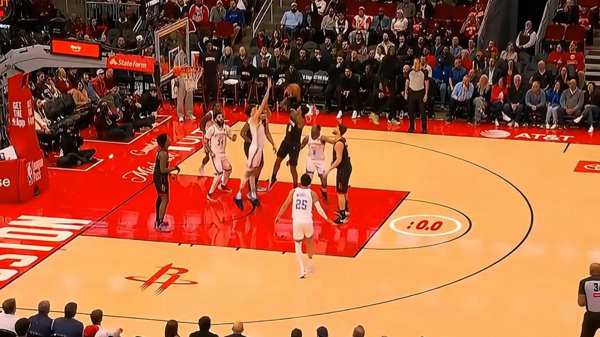 爱游戏官方网站-俄克拉荷马雷霆集结日篮板制胜，志在亚冠名次提升，媒体盛赞，身体对抗强度拉满(117快船VS雷霆)